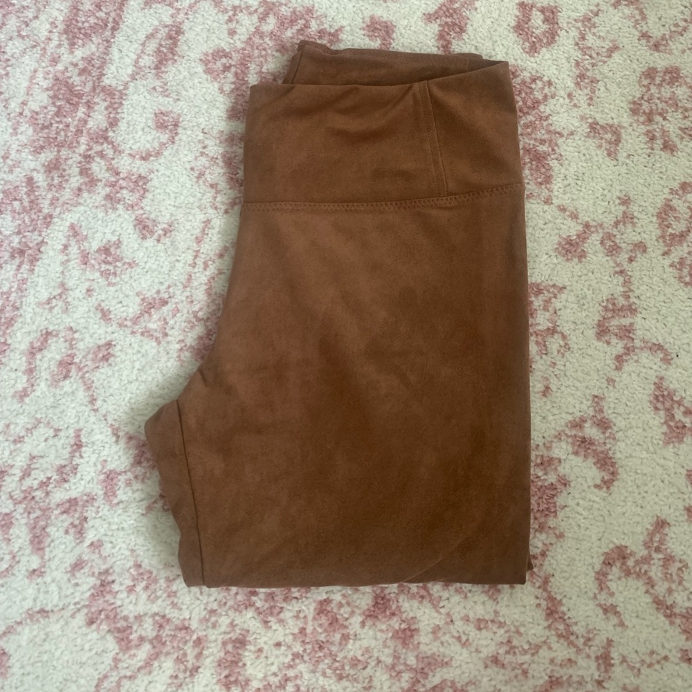 Bagatelle Collection Faux Suede Leggings - Picture 4 of 6